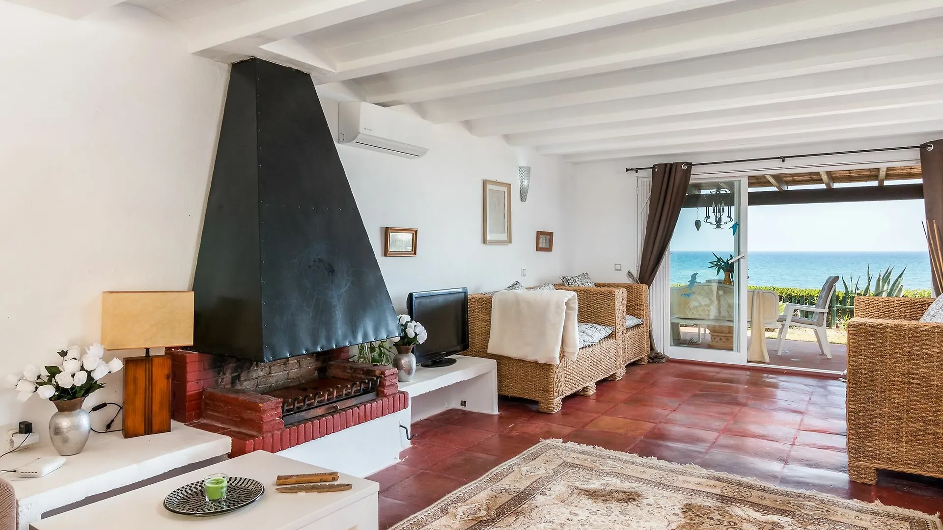Beach Villa Dorada Estepona Spagna